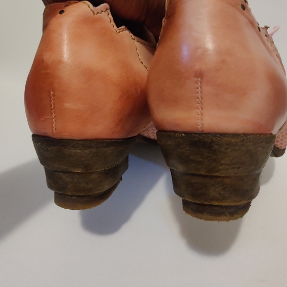 Rovers Lace Up Leather Boots In Pink - Picture 2 of 8